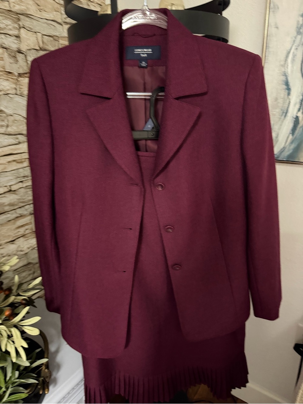 Jones Wear Women's Burgundy Blazer and Skirt Set